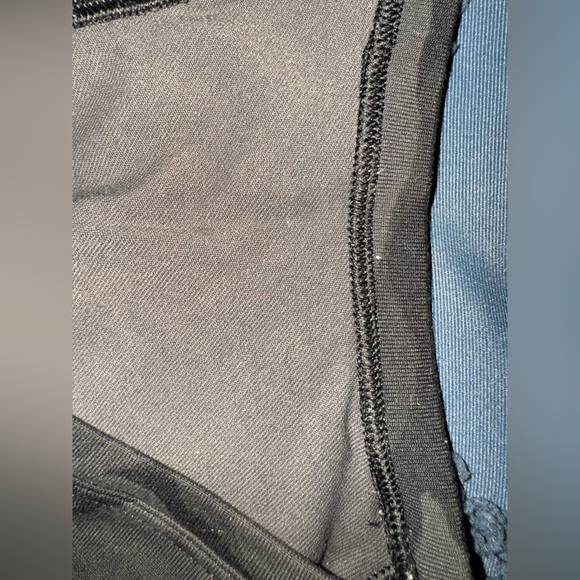 Lululemon Black Camo Tank - Picture 4 of 4